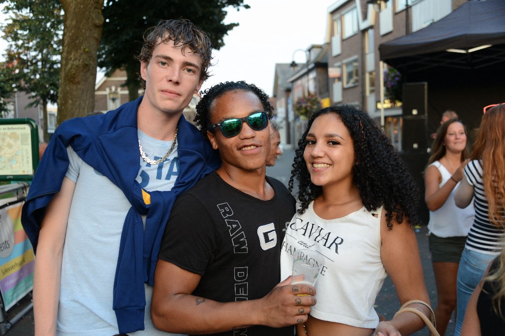 ../Images/Zomercarnaval Noordwijkerhout 2016 473.jpg